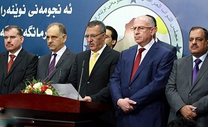 قوى سياسية ترفض: