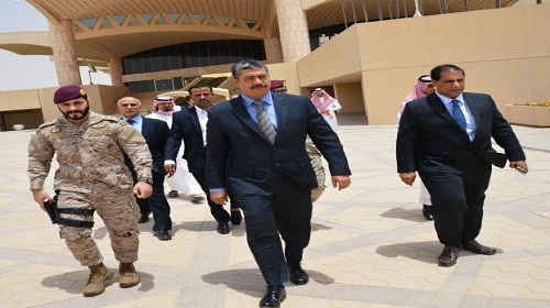 المشهد السياسي: