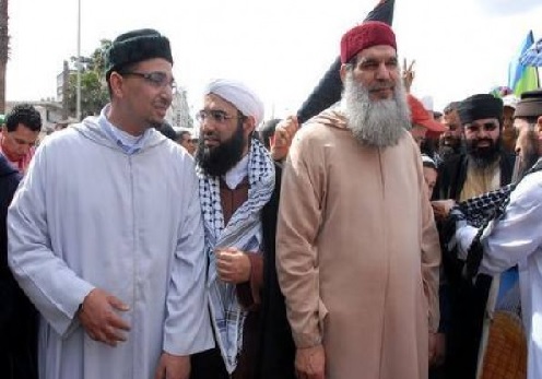 القاعدة  تحافظ على