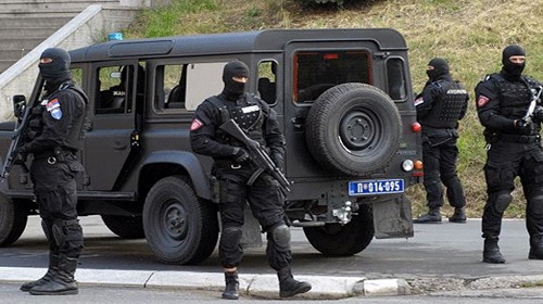 اعتقال11 متطرف: