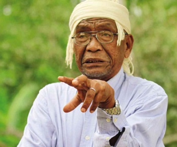 خمس جماعات تجعل من