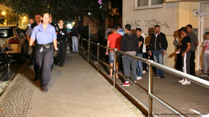 اللاجئون ازمة اوروبا