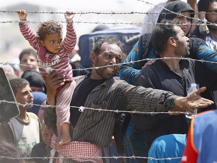 أزمة اللاجئين صداع