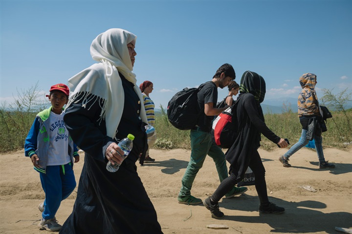 أزمة اللاجئين صداع