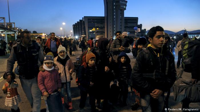 استمرار تدفق اللاجئين