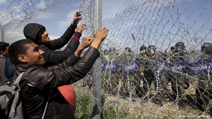 المهاجرون يتدفقون