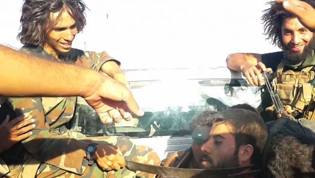 سجون داعش ومحاكماته..