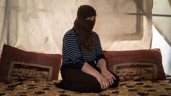داعش يبيع سباياه