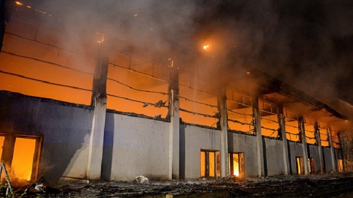 حرائق مخيمات اللاجئين