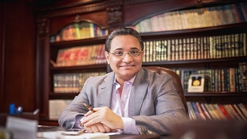 الكاتب الفرنسي أليكسندر