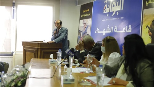 خبراء ليبيون يدعون