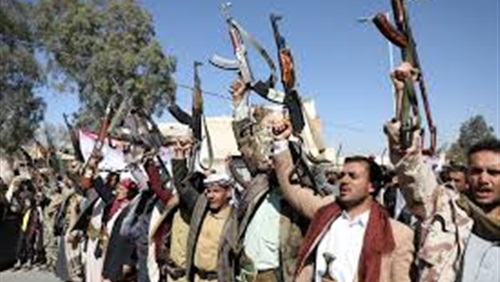 الحوثي تعيد التهديد