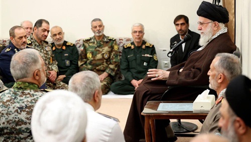 إيران: نهاية حكم