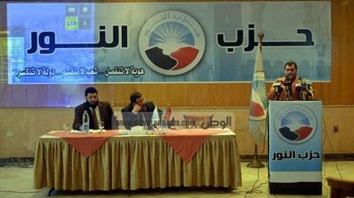 النور يستكمل مناقشاته