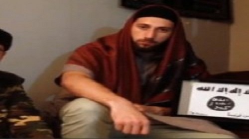 انضمامه إلى تنظيم