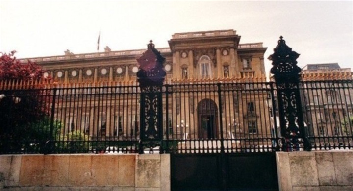 فرنسا تدين إعدام