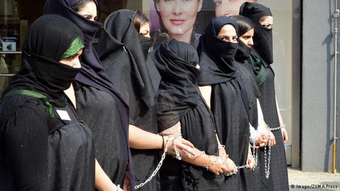 فيلت أم زونتاج: النائب