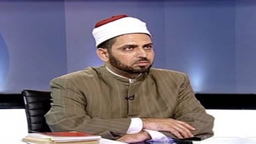 تلميذ القرضاوي يهاجم