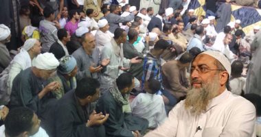 أعداء الحياة يحاربون