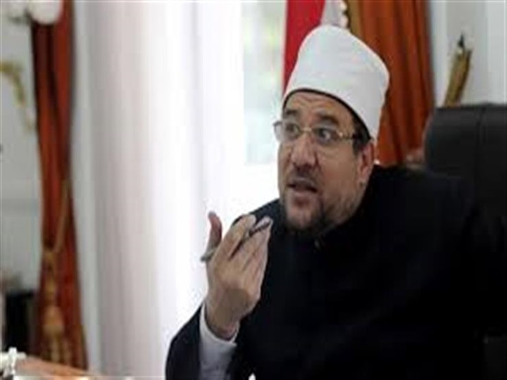 وزير الأوقاف يطالب