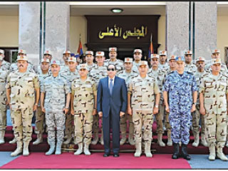 السيسي يطلع على خطط