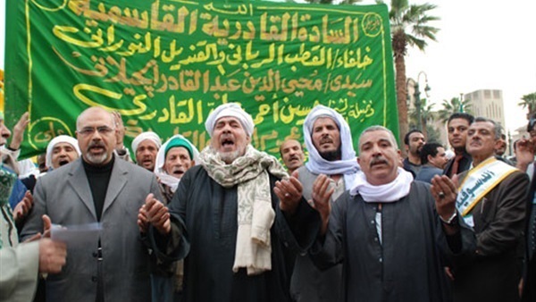 تهديدات داعش تجبر