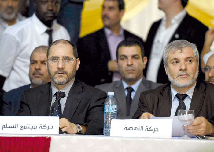 الجزائر تحت نيران