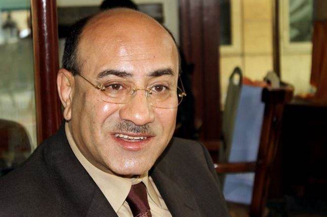 «الإخوان» وعنان وجنينة