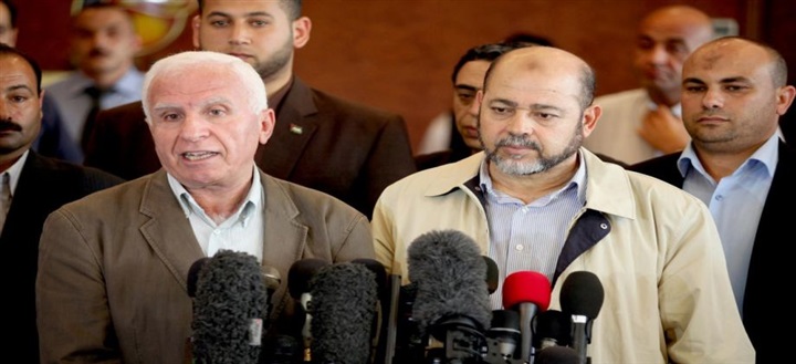 مصر تجمع «حماس» و«فتح»
