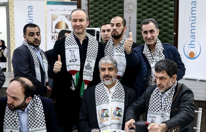 الإخوان المسلمون..تسعون
