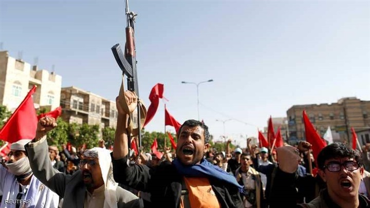 فوضى بصفوف الانقلابيين..