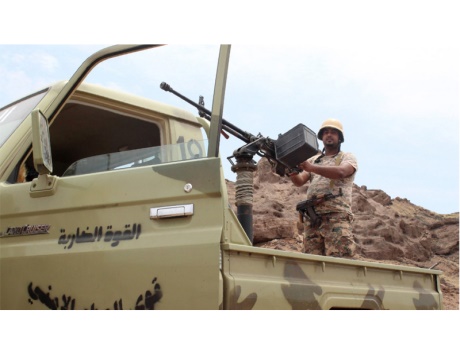 الحوثي يسرق الغذاء