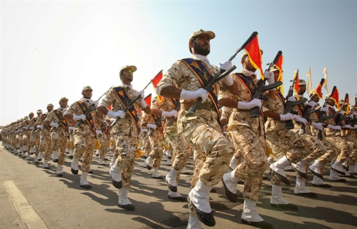 إيران تزيد نفقات