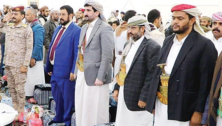 الجيش يطوق الحوثيين