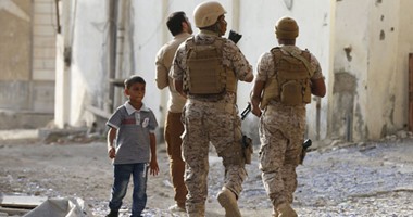 مقتل ضباط وخبراء