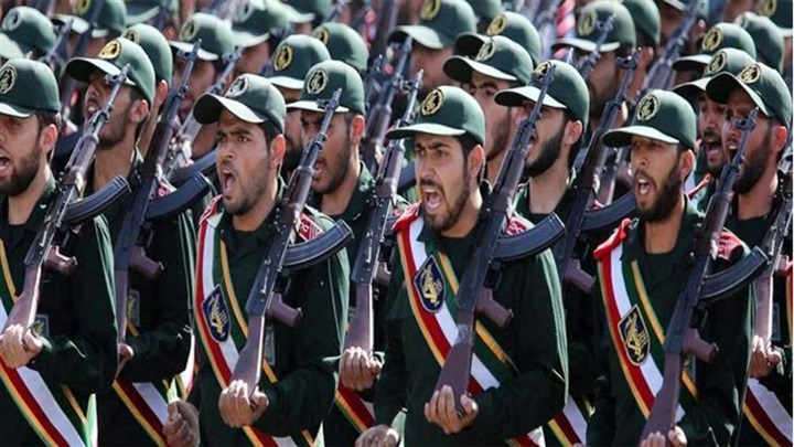 الحرس الثوري يهدد