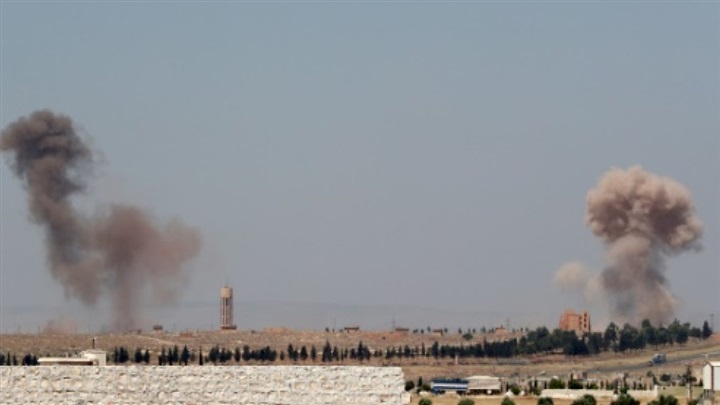 مقتل 12 مدنياً في