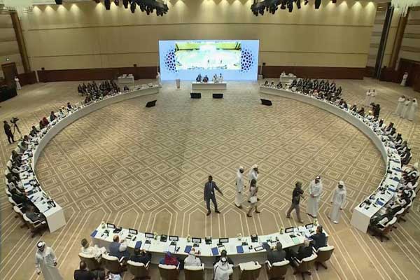 حركة طالبان وخصومها