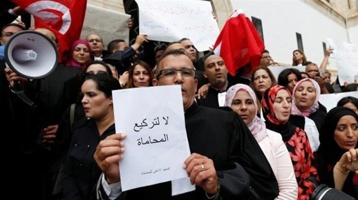 بسبب جهاز النهضة