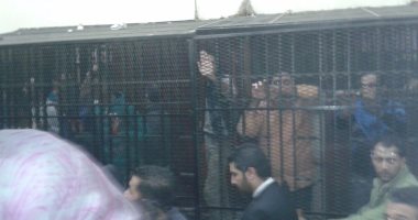 تجديد حبس 5 متهمين