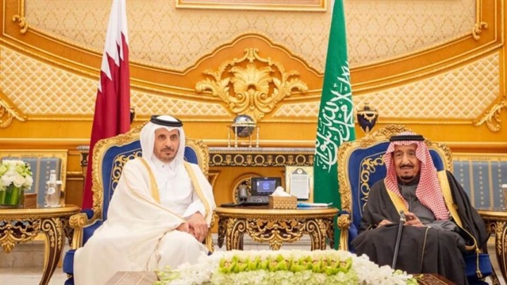 إيران تهاجم القمة