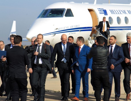 وزير خارجية اليونان: