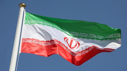 11 مايو: إيران تمنع